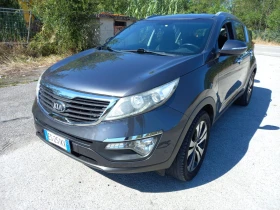 Kia Sportage 1.7CRDI-176х.км-СЕРВИЗНА КНИЖКА-ПЕРФЕКТЕН, снимка 1