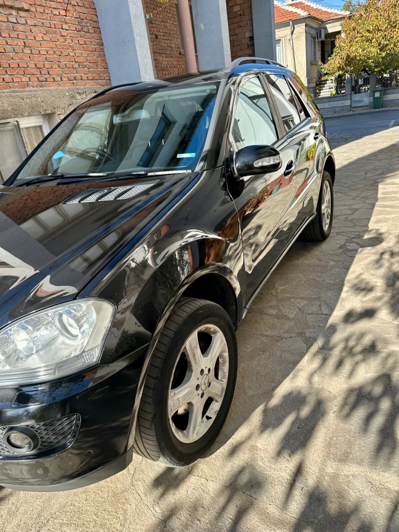 Mercedes-Benz ML 320 Sport 4 Matic, снимка 2 - Автомобили и джипове - 47961644