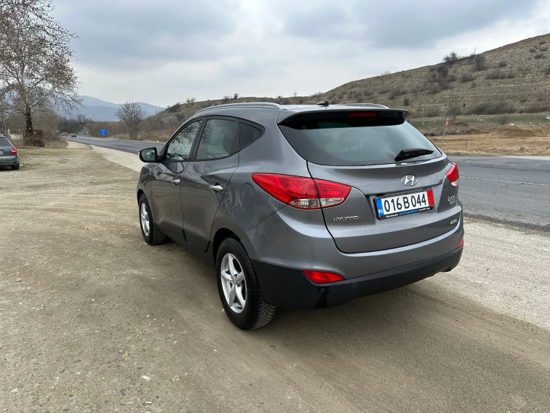 Hyundai IX35 2.0CRDi 184кс 4х4, снимка 5 - Автомобили и джипове - 49323297