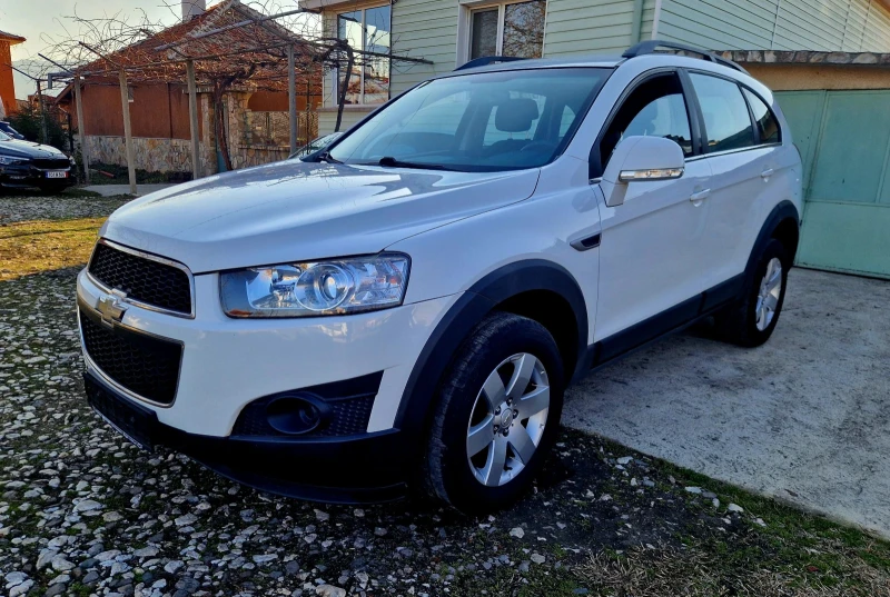 Chevrolet Captiva 2.4 Facelift, снимка 1 - Автомобили и джипове - 49362134