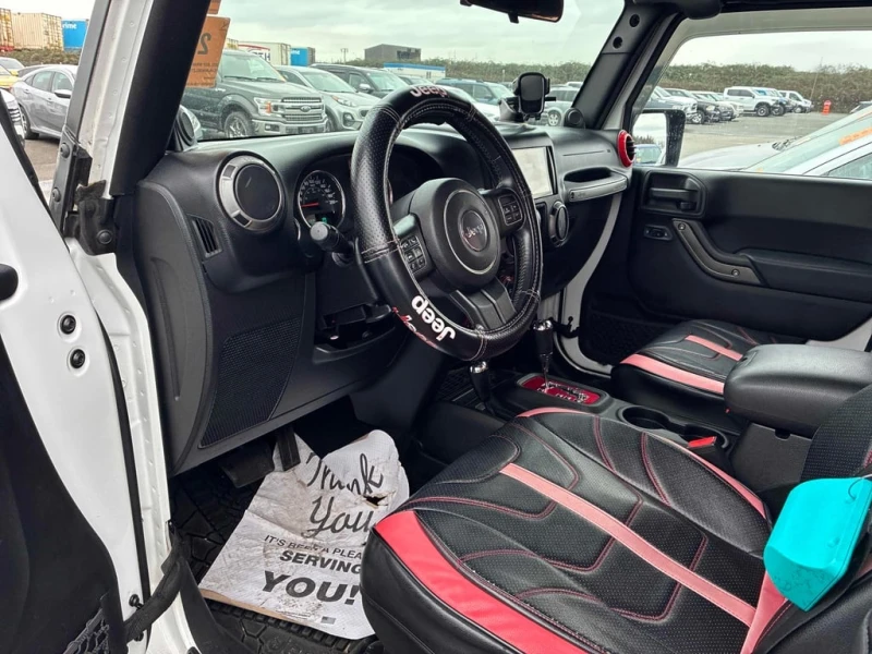 Jeep Wrangler * Sport * CARFAX * БЕЗ ПЪРВОНАЧАЛНА ВНОСКА, снимка 5 - Автомобили и джипове - 52964735