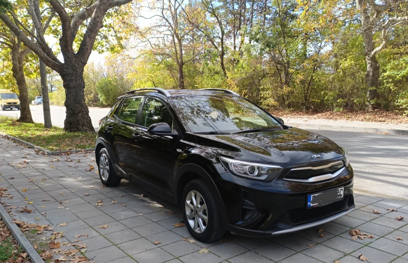 Kia Stonic, снимка 2 - Автомобили и джипове - 53032396