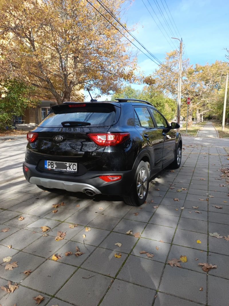 Kia Stonic, снимка 4 - Автомобили и джипове - 53032396