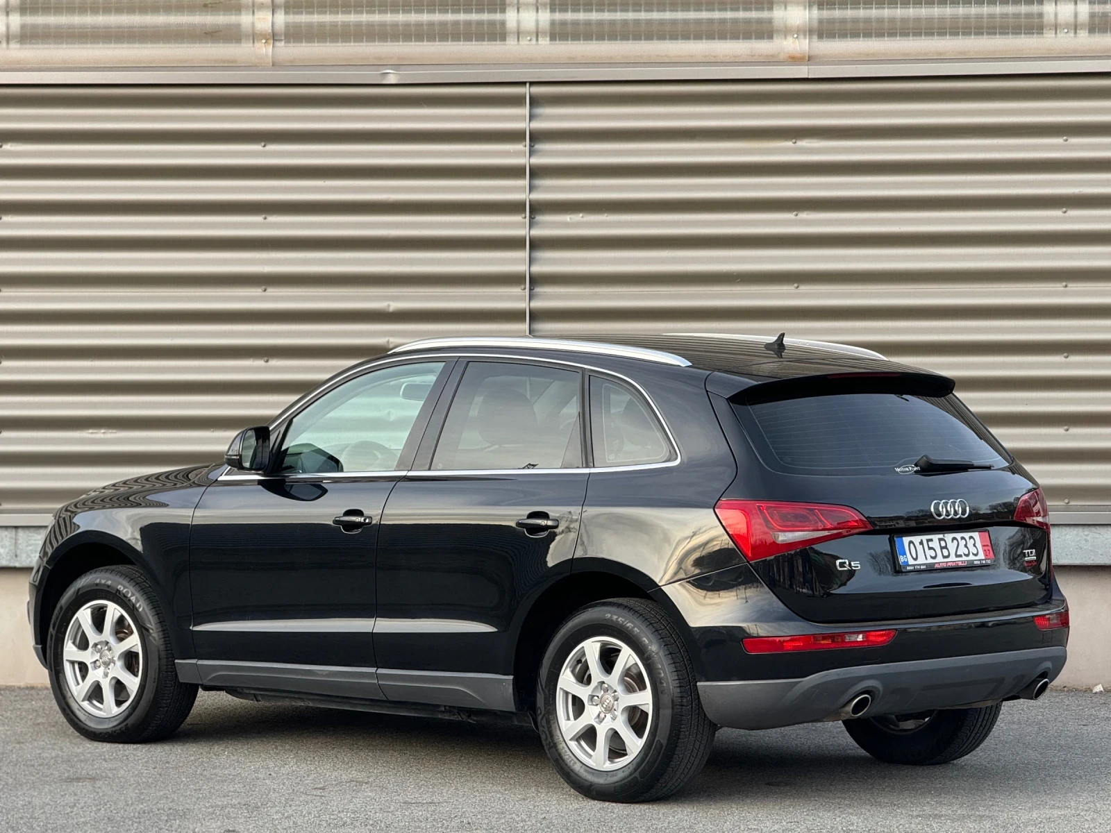 Audi Q5 3.0TDI СОБСТВЕН ЛИЗИНГ* БАРТЕР - изображение 4