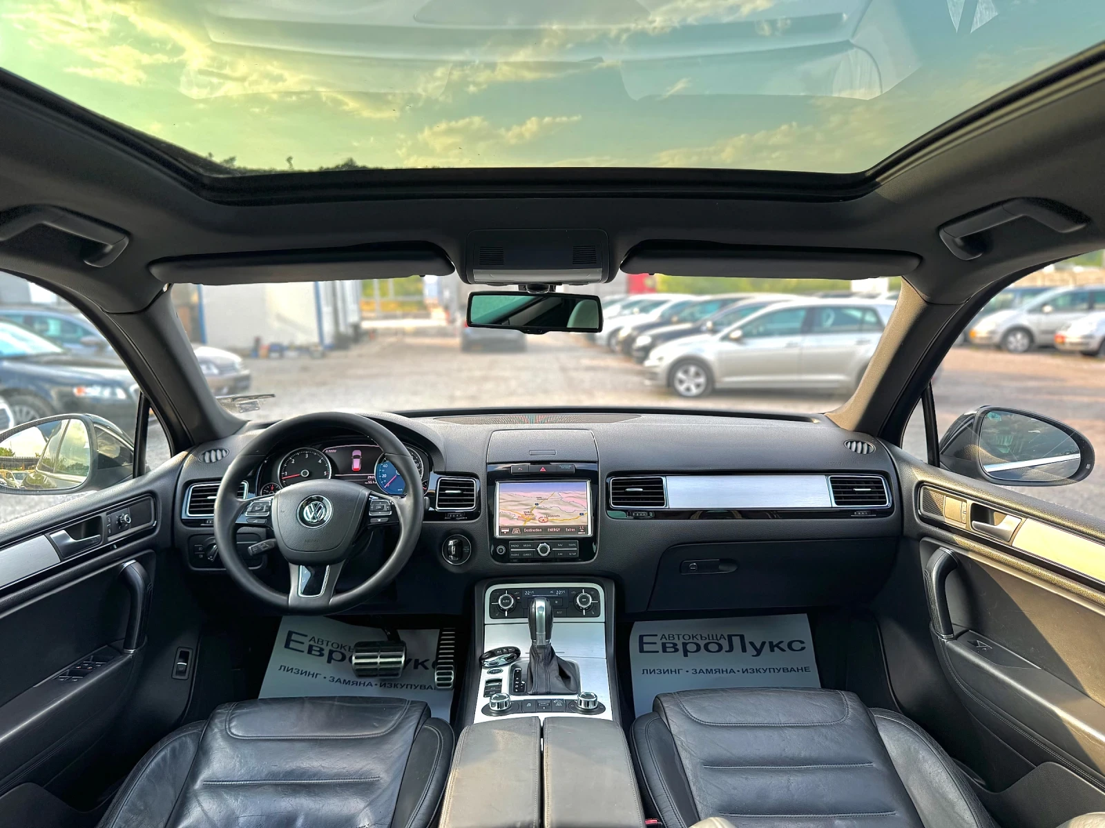 VW Touareg 4.2TDI 340кс KEYLESS-GO ПАНОРАМА ПОДГРЕВ ЛЕД-ФАР - изображение 9