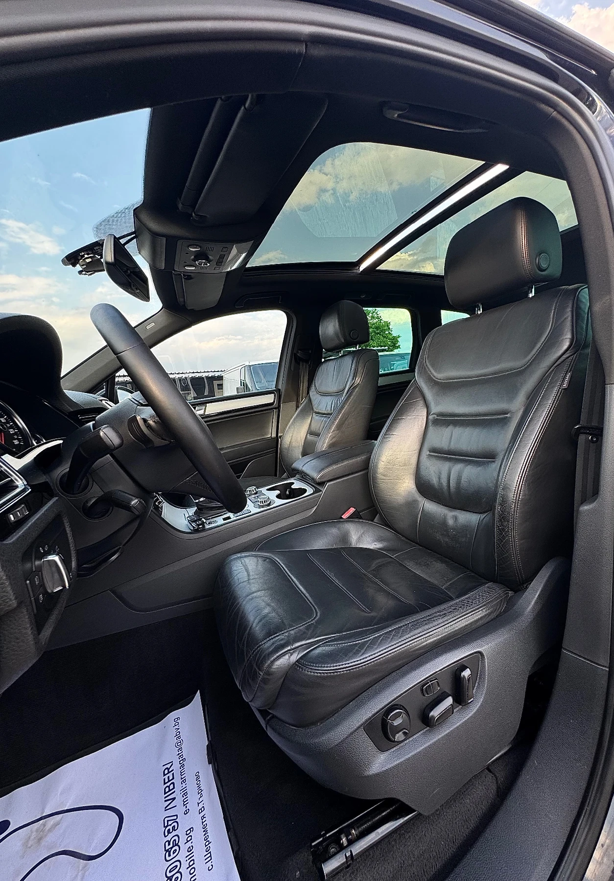 VW Touareg 4.2TDI 340кс KEYLESS-GO ПАНОРАМА ПОДГРЕВ ЛЕД-ФАР - изображение 10