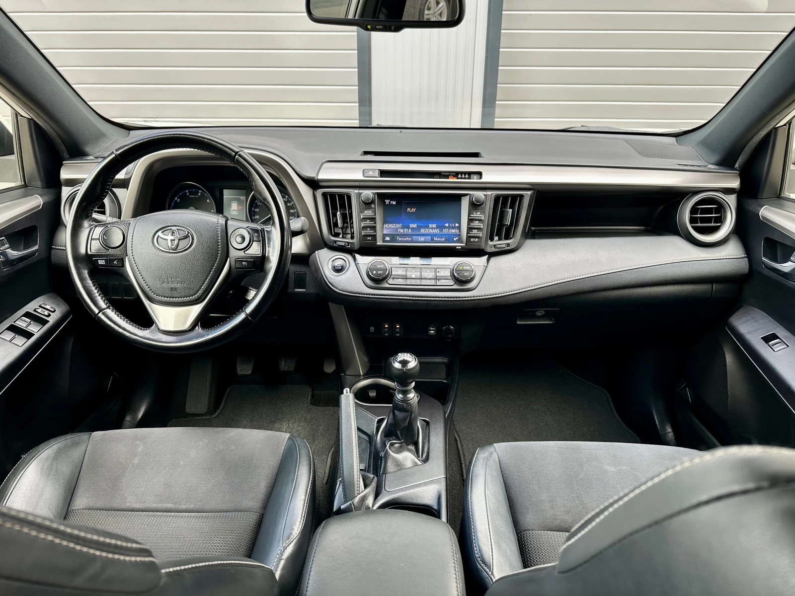 Toyota Rav4 2.0D4D FULL LED      | Mobile.bg   13