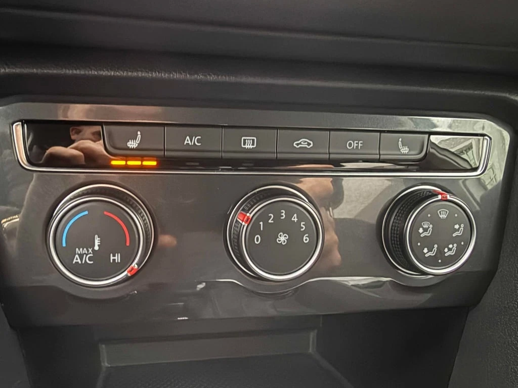 VW Tiguan * Trendline * CARFAX * ���� �� �� | Mobile.bg � ����������� 11