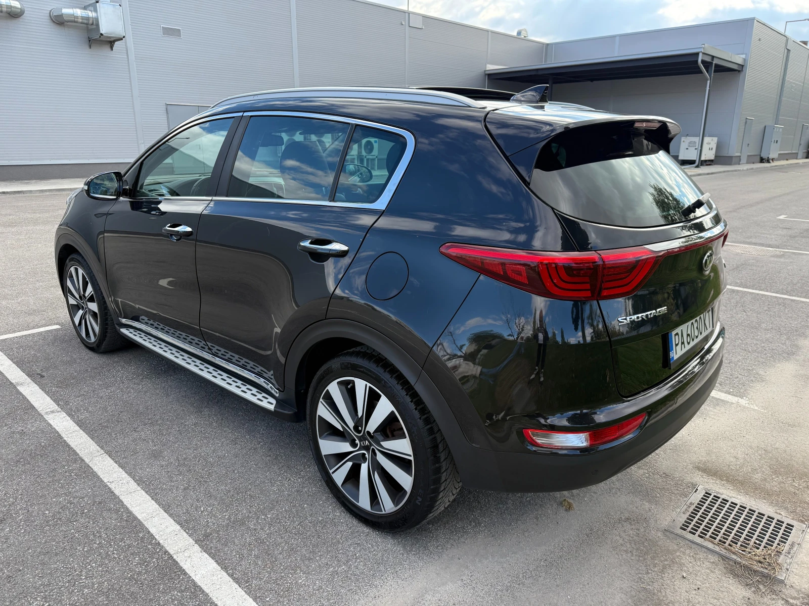 Kia Sportage 1.7CRDI-DISTRONIC-PANORAMA-FULL | Mobile.bg � ����������� 4