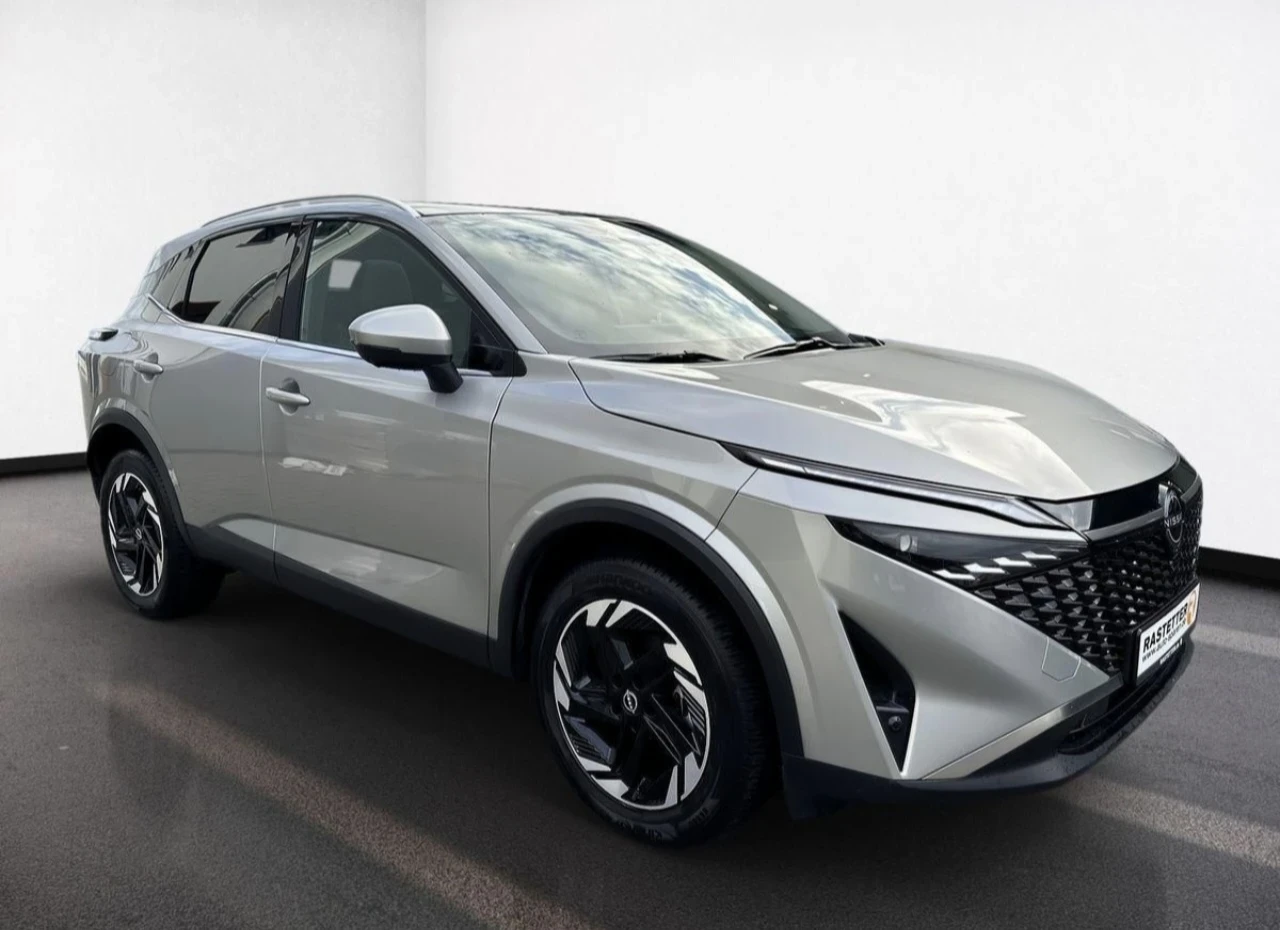 Nissan Qashqai N connecta Pano Haed Up 360, снимка 4 - Автомобили и джипове - 54031854