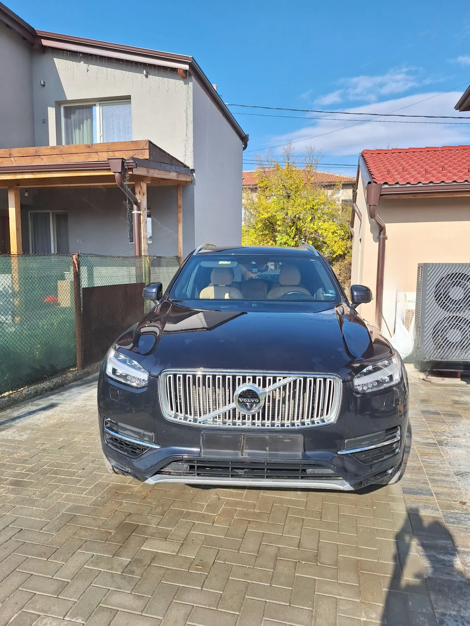 Volvo Xc90, снимка 3 - Автомобили и джипове - 54054095
