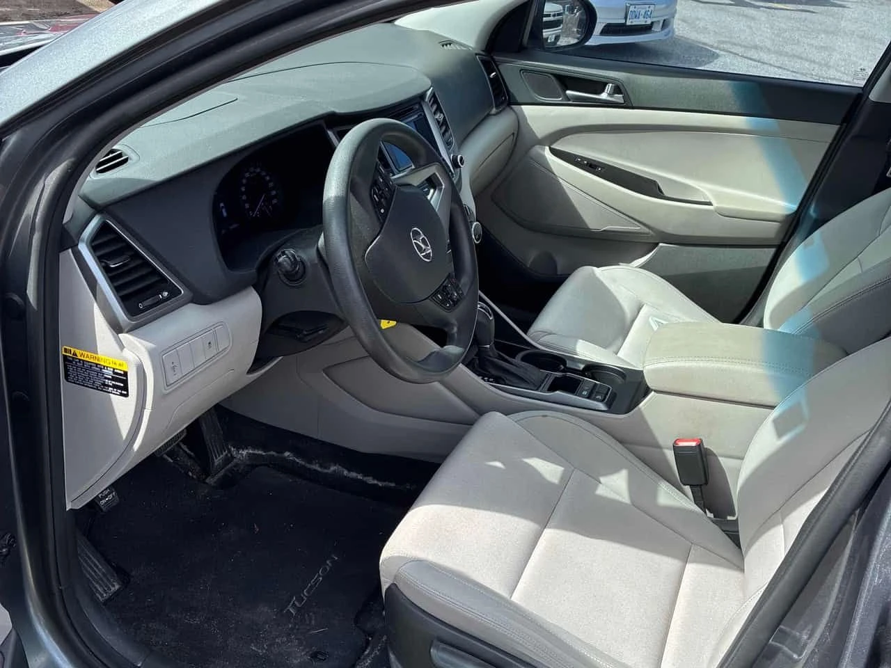 Hyundai Tucson * FWD 4dr 2.0L * �������  * �������� * CARFAX *  | Mobile.bg � ����������� 14