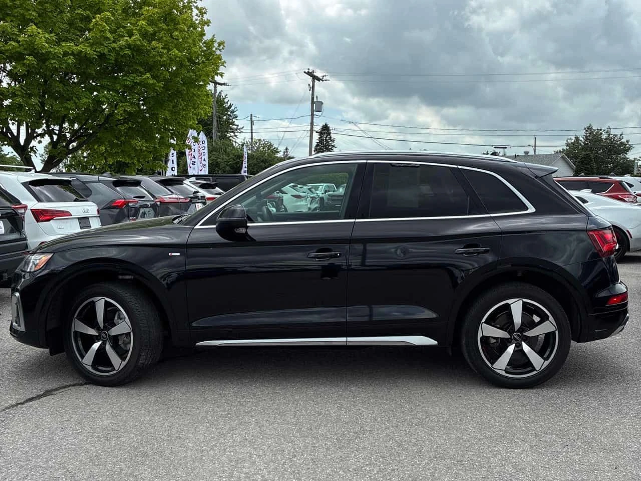Audi Q5 Progressiv * АВТОКРЕДИТ * КЛИП * ПРЕДСТАВИТЕЛСТВО, снимка 3 - Автомобили и джипове - 54875766
