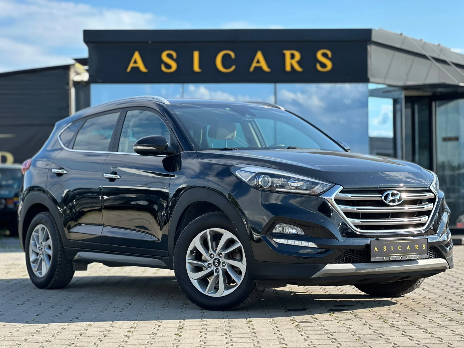 Hyundai Tucson / 1.7D / EURO 6 / NAVI / SOUND EDITION / , снимка 7 - Автомобили и джипове - 55197090