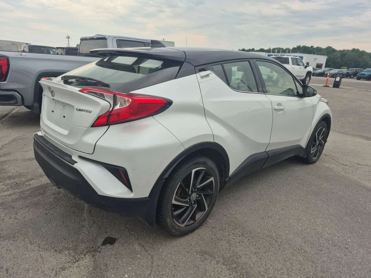 Toyota C-HR * LIMITED * CARFAX * ФИНАНСИРАНЕ, снимка 3 - Автомобили и джипове - 55441301