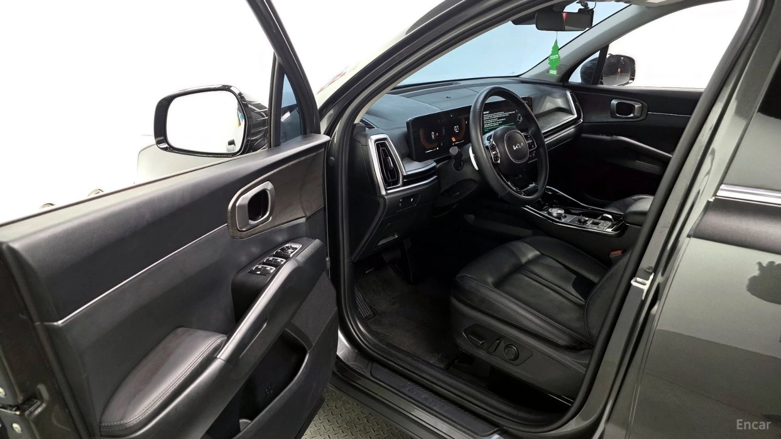 Kia Sorento 2.2D* 4WD* PRESTIGE* DISTRONIC* КАМЕРА* ОБДУХ* , снимка 8 - Автомобили и джипове - 55639782