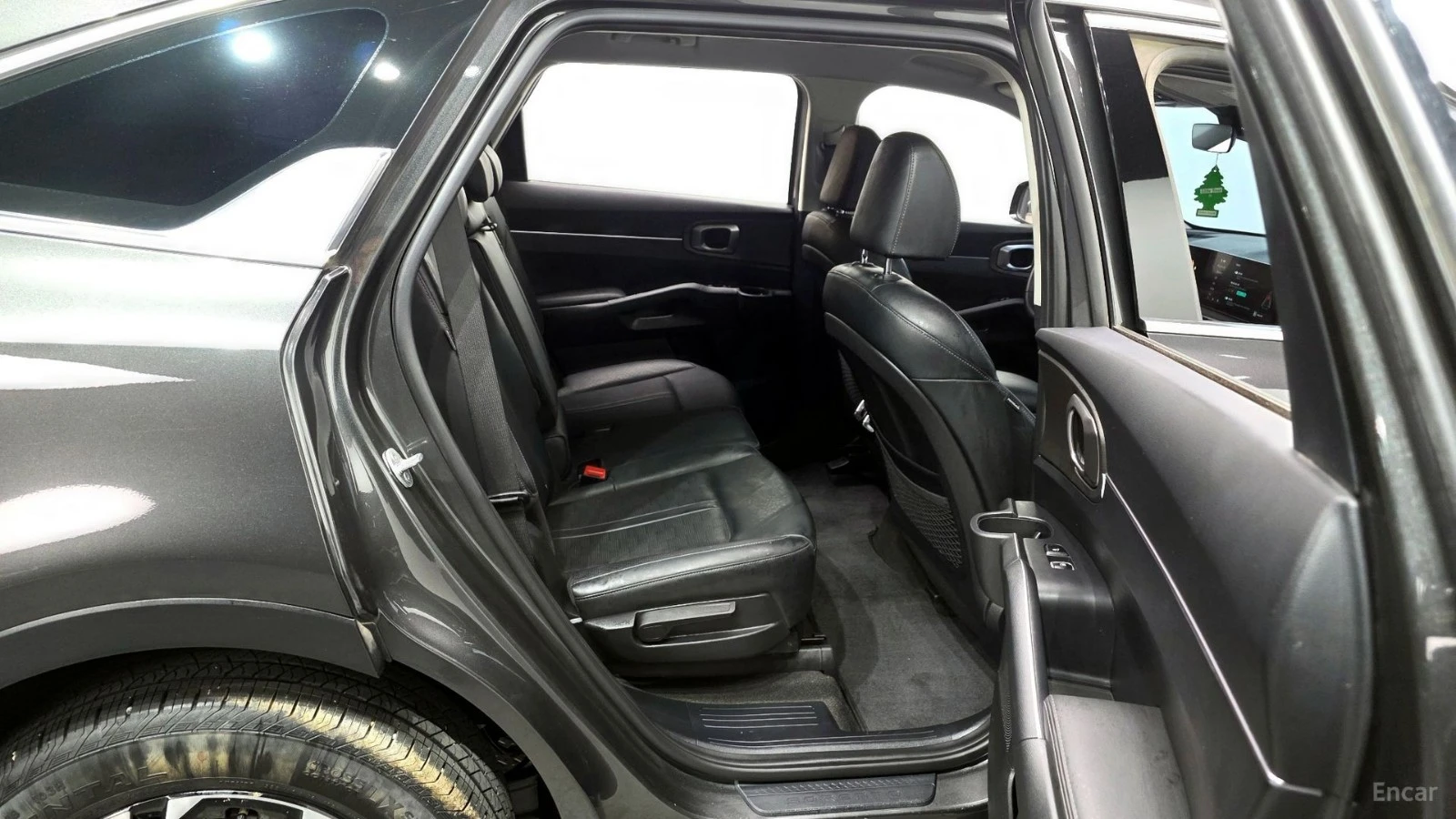 Kia Sorento 2.2D* 4WD* PRESTIGE* DISTRONIC* КАМЕРА* ОБДУХ* , снимка 10 - Автомобили и джипове - 55639782