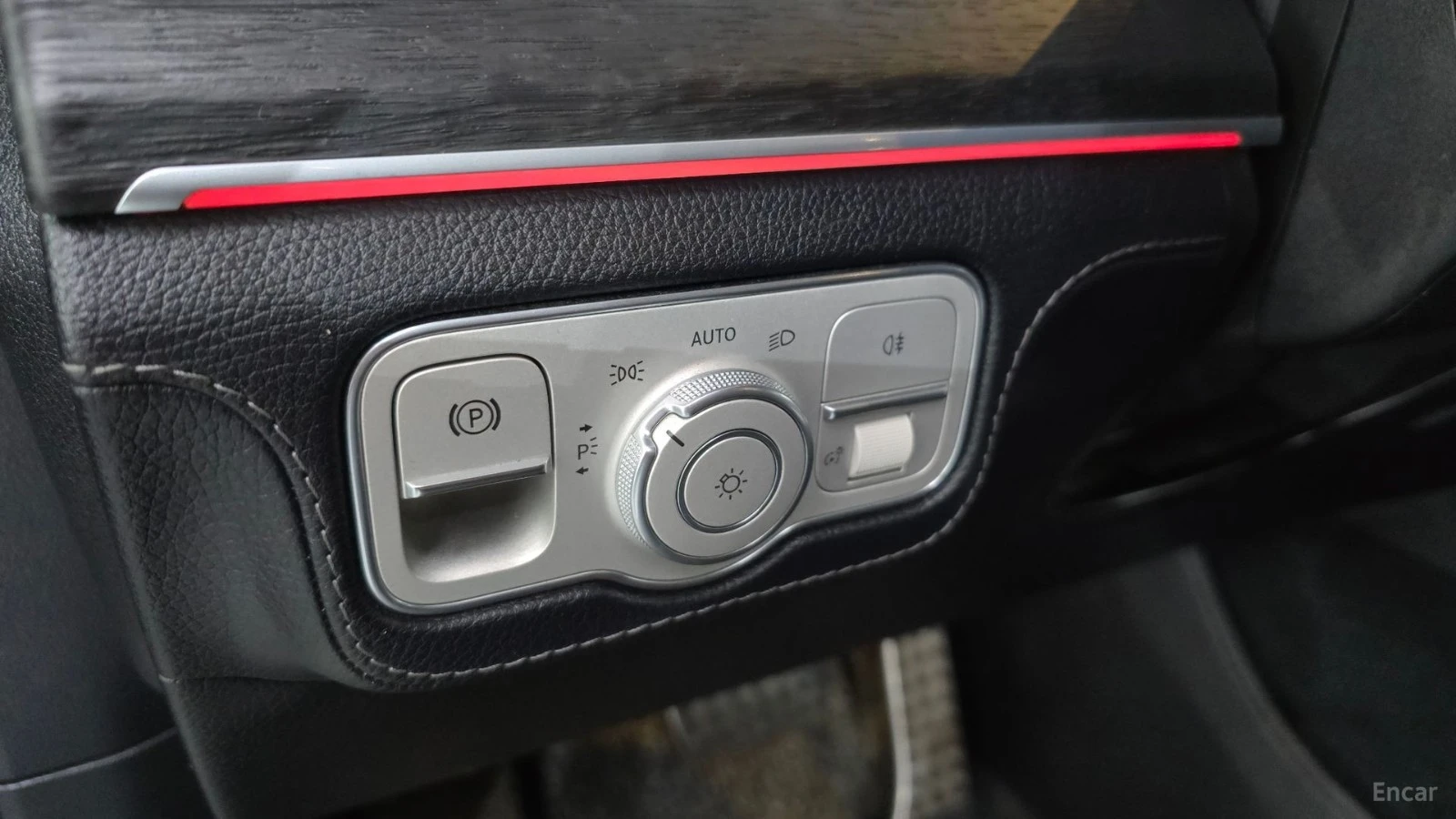 Mercedes-Benz GLS 400d 4MATIC* 360* МАСАЖИ* АВТОКРЕДИТ, снимка 10 - Автомобили и джипове - 55672009