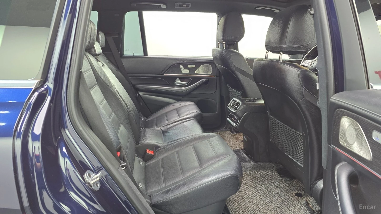 Mercedes-Benz GLS 400d 4MATIC* 360* МАСАЖИ* АВТОКРЕДИТ, снимка 9 - Автомобили и джипове - 55672009