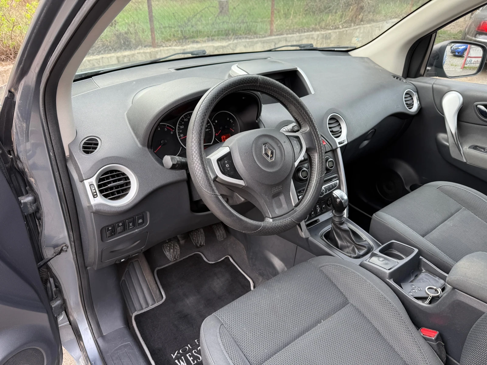Renault Koleos 2.0 dCi (173hp) Нов мотор / Напълно обслужен ., снимка 10 - Автомобили и джипове - 56062109
