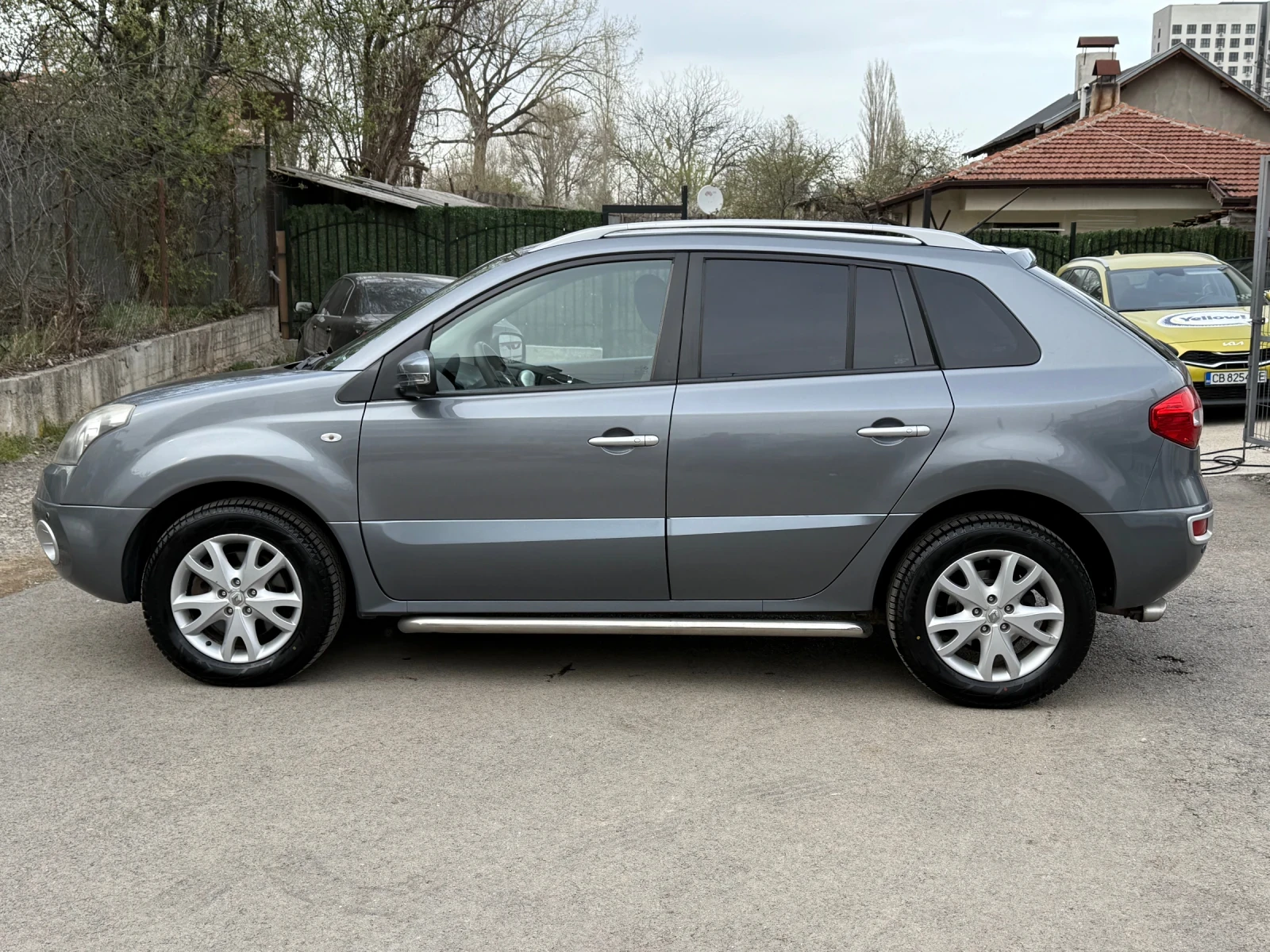 Renault Koleos 2.0 dCi (173hp) Нов мотор / Напълно обслужен ., снимка 8 - Автомобили и джипове - 56062109