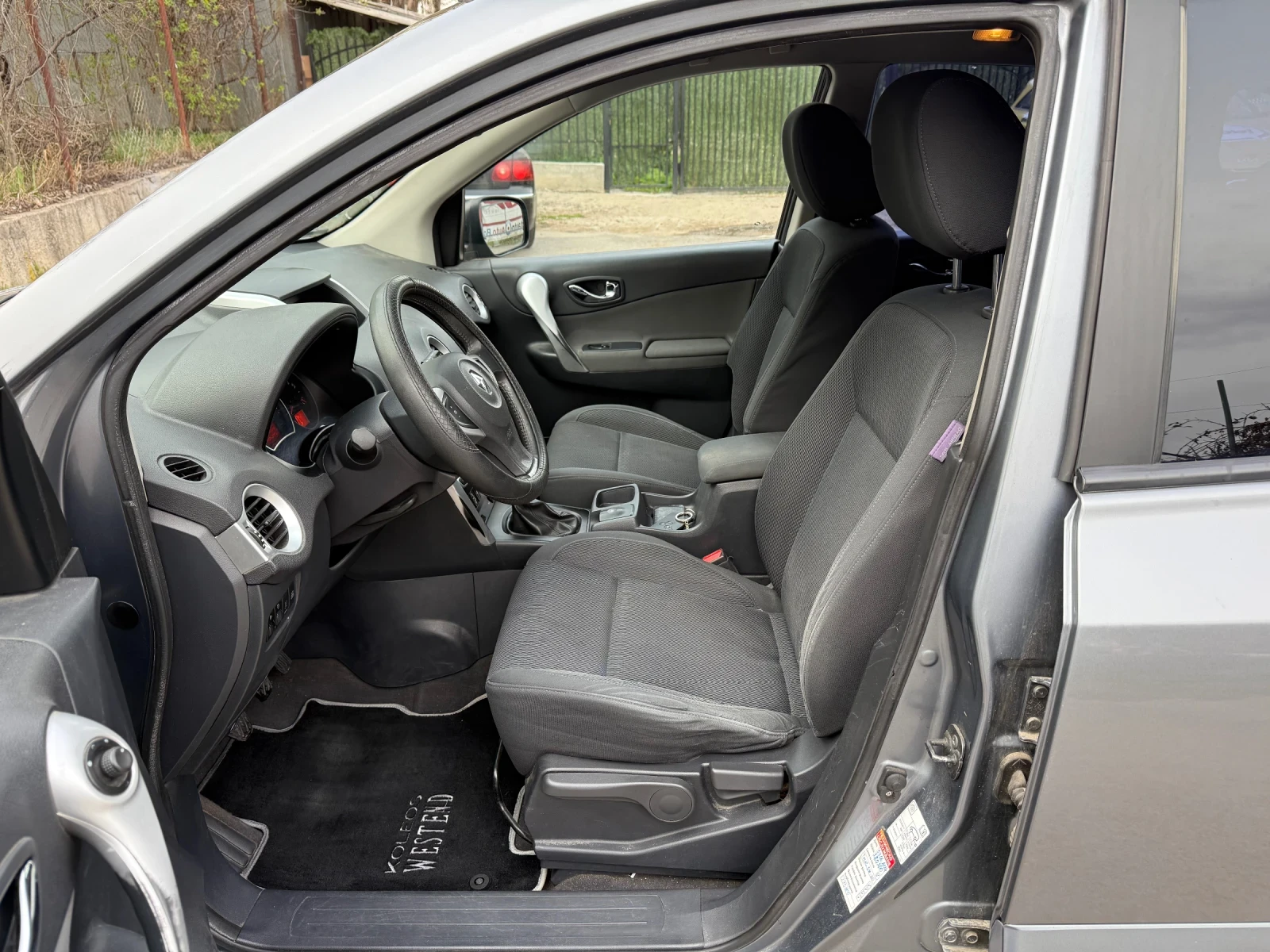 Renault Koleos 2.0 dCi (173hp) Нов мотор / Напълно обслужен ., снимка 11 - Автомобили и джипове - 56062109