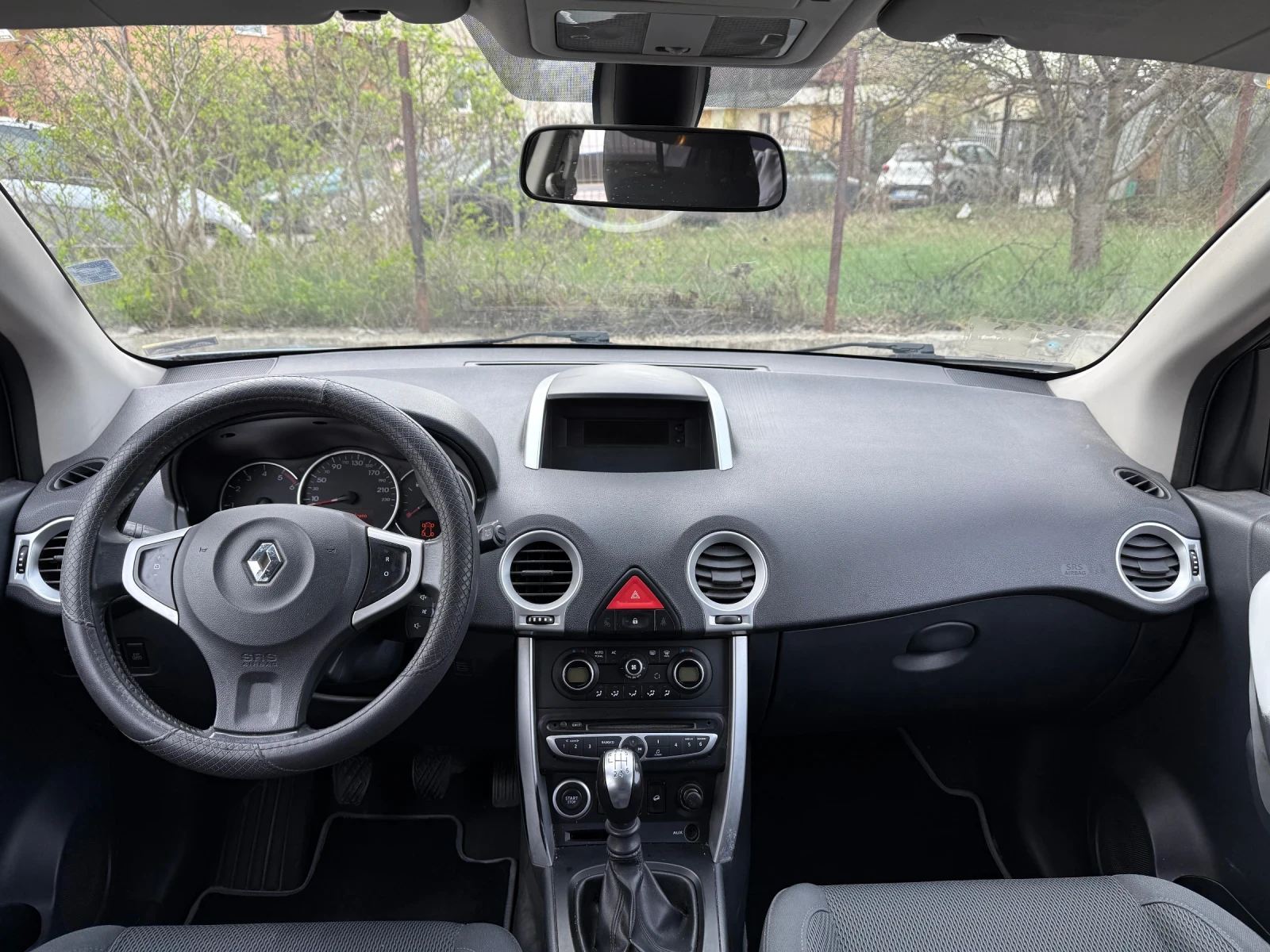 Renault Koleos 2.0 dCi (173hp) Нов мотор / Напълно обслужен ., снимка 9 - Автомобили и джипове - 56062109