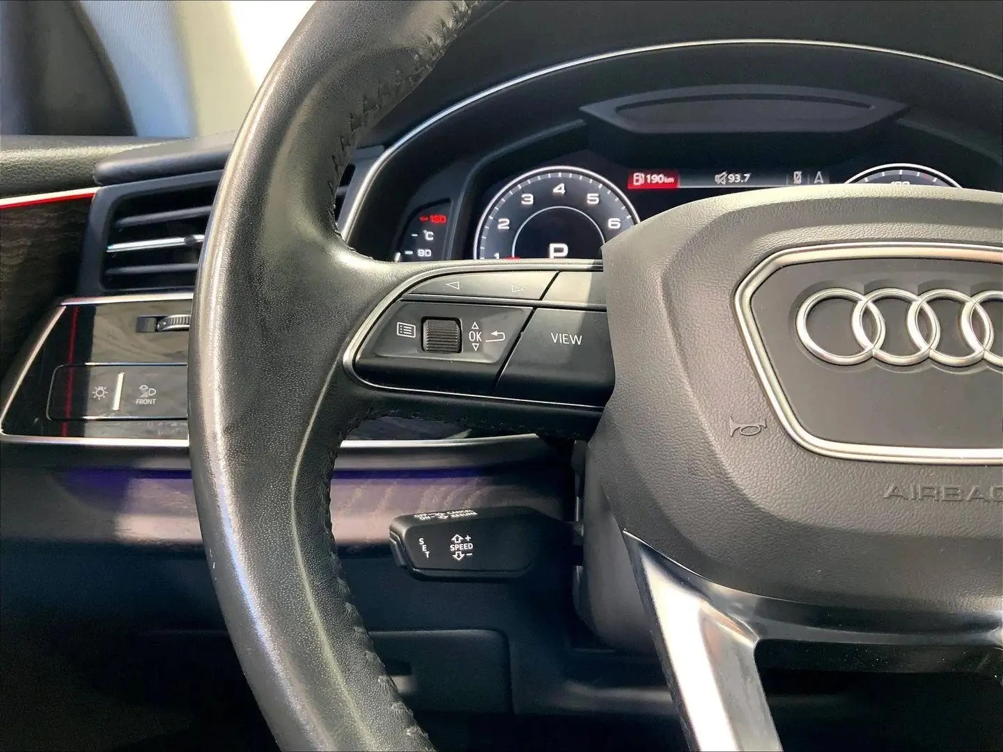 Audi Q8 55 TFSI Technik | LUXURY PKG, снимка 12 - Автомобили и джипове - 56071946