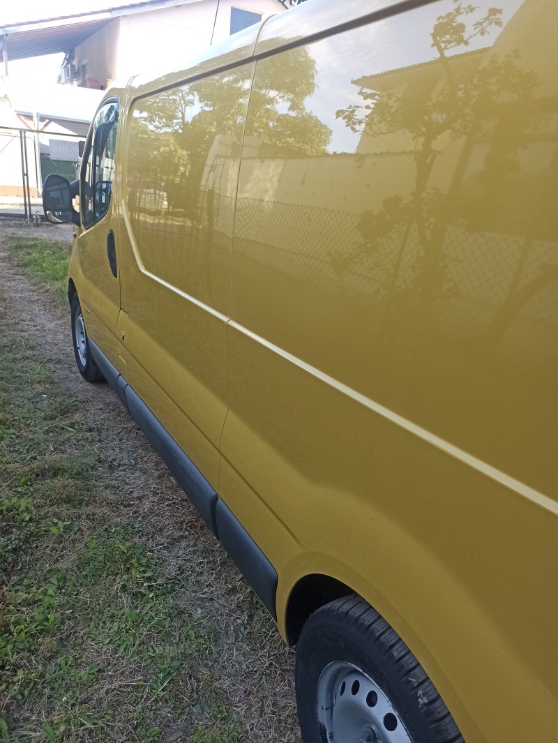 Opel Vivaro, снимка 5 - Бусове и автобуси - 45701240