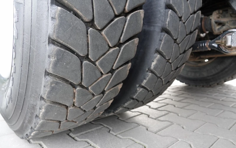 Man Tgs 41.470* 8X6* MANUAL* MEILLER KIPPER* WEBASTO, снимка 8 - Камиони - 53528067