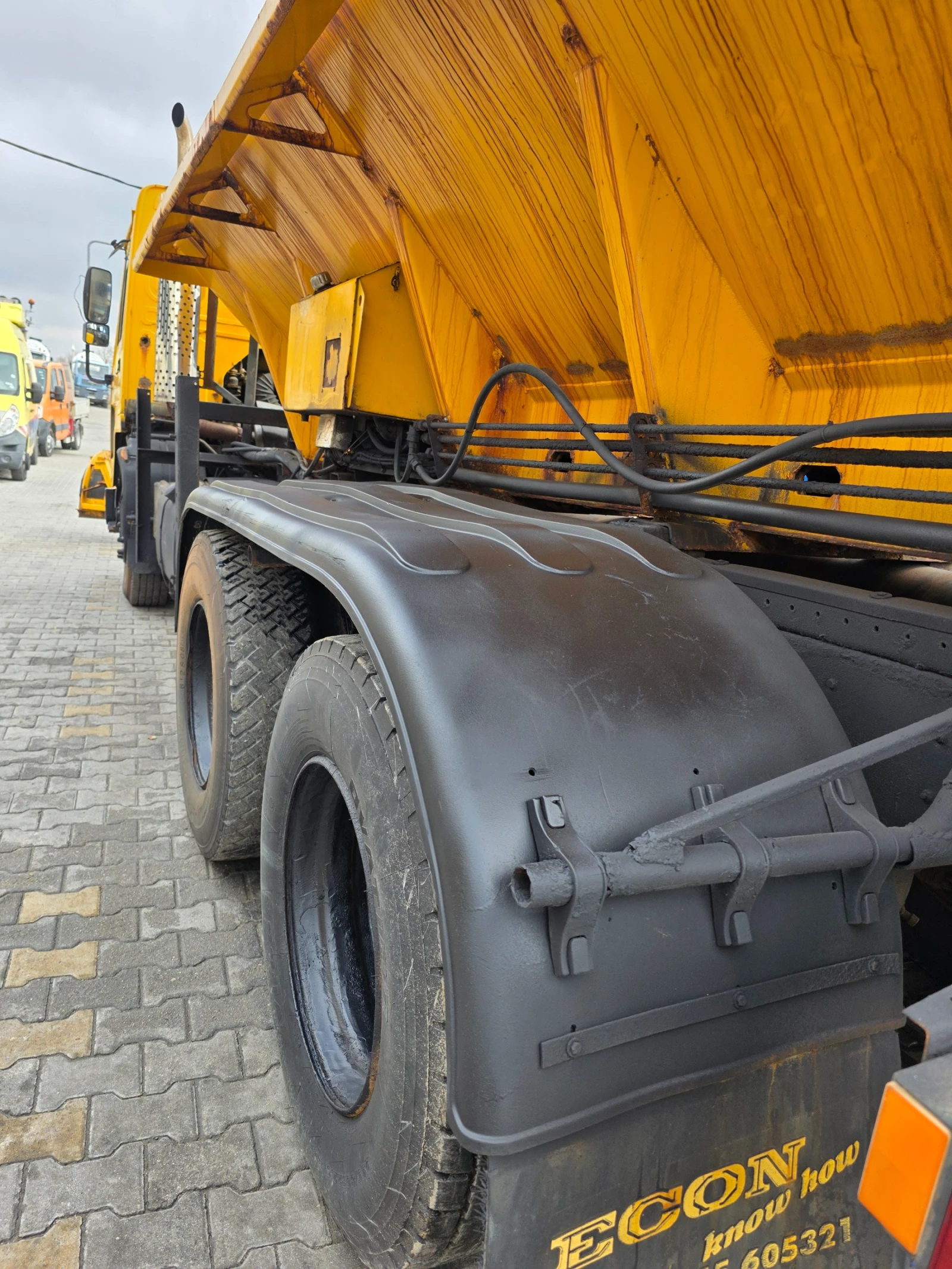 Volvo Fl FL7 - изображение 3