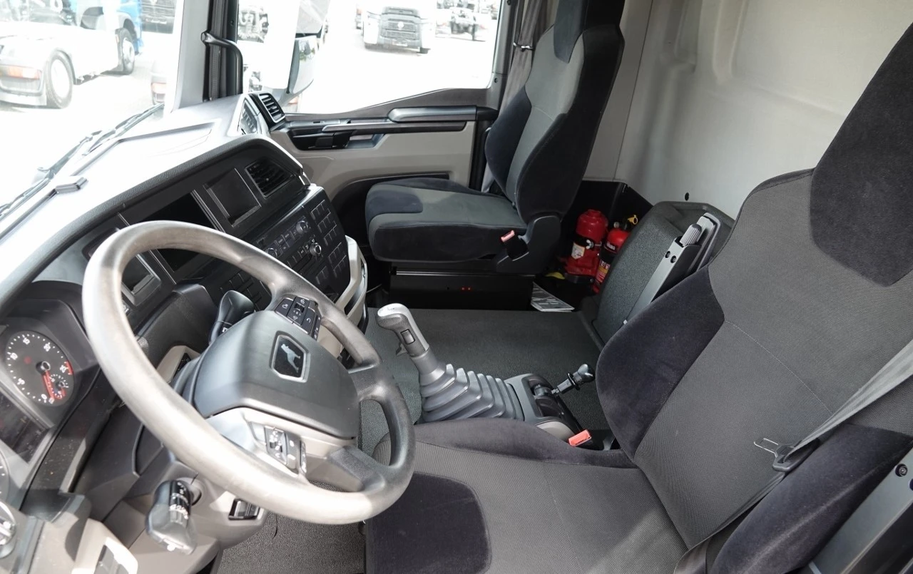 Man Tgs 41.470* 8X6* MANUAL* MEILLER KIPPER* WEBASTO - изображение 10
