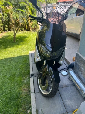  Yamaha NMAX