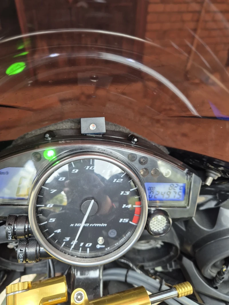 Yamaha YZF-R1, снимка 10 - Мотоциклети и мототехника - 52038594