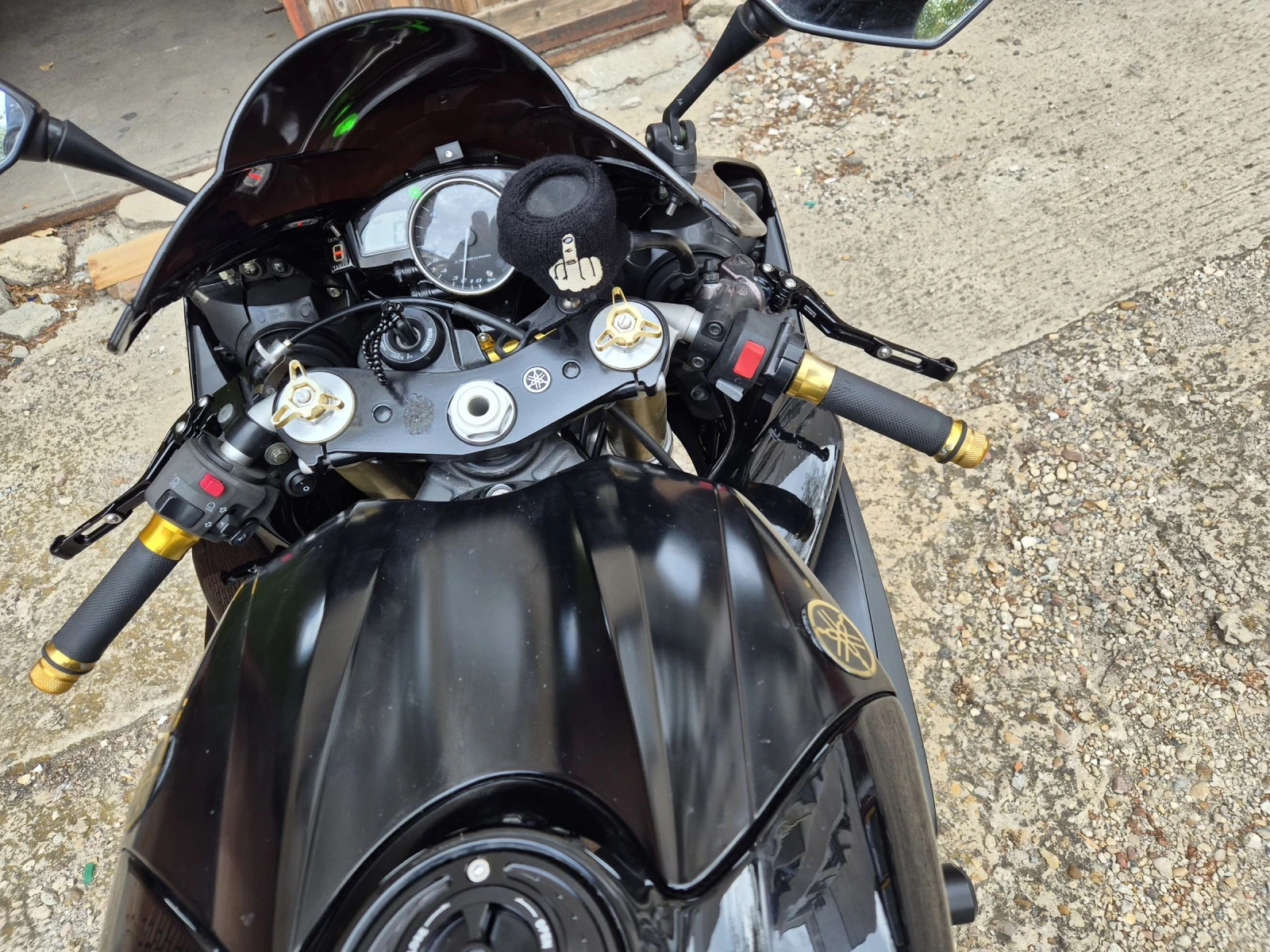 Yamaha YZF-R1 | Mobile.bg   11