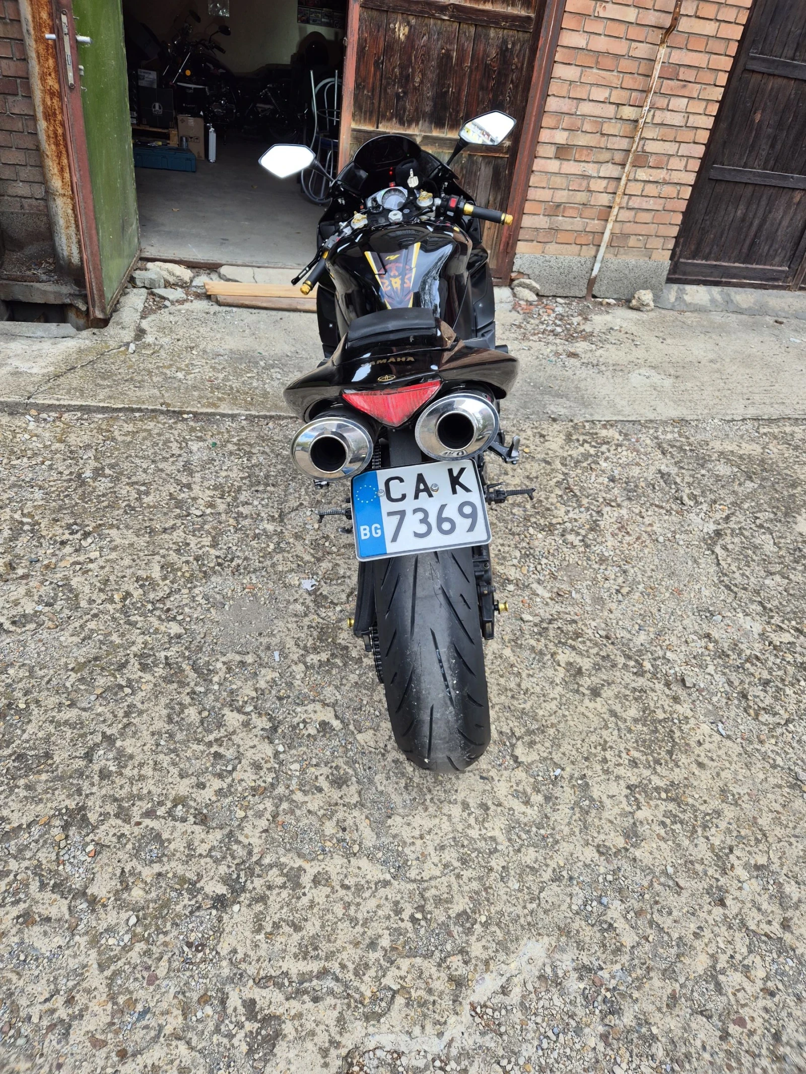 Yamaha YZF-R1  - изображение 3