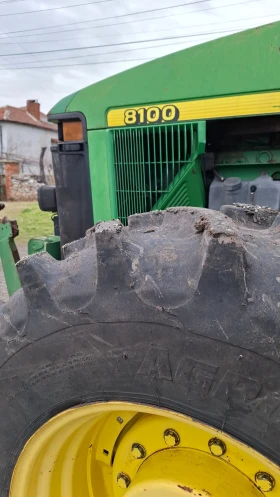 Трактор John Deere 8100, снимка 7