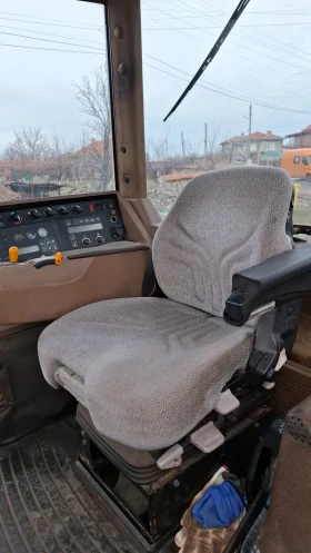 Трактор John Deere 8100, снимка 9