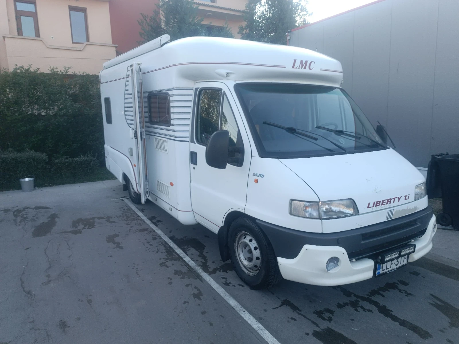 Кемпер LMC Fiat ducato 2.8 JTD - изображение 3