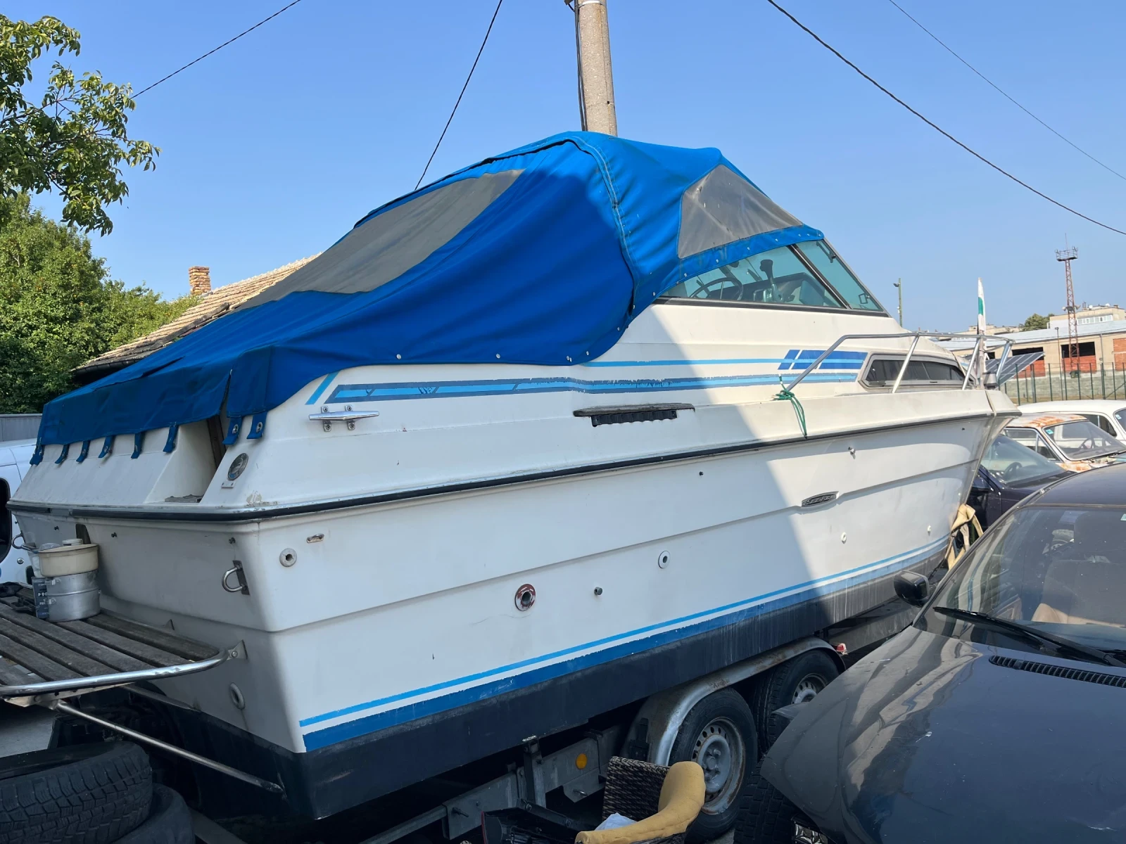 Моторна яхта Sea Ray SRV 245, снимка 2 - Воден транспорт - 55772780
