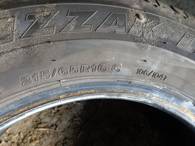 Гуми Зимни 215/65R16, снимка 5 - Гуми и джанти - 20871434