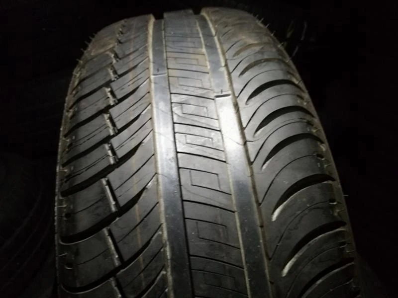 Гуми Летни 205/55R16, снимка 2 - Гуми и джанти - 20891344