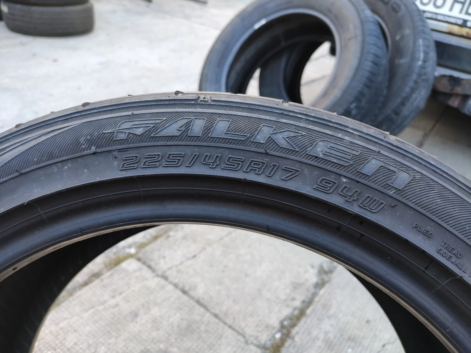  245/40R17 | Mobile.bg   10
