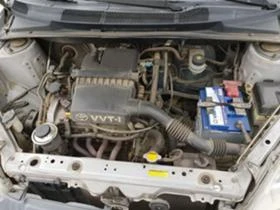 Toyota Yaris 1.0 vvt-i, снимка 7
