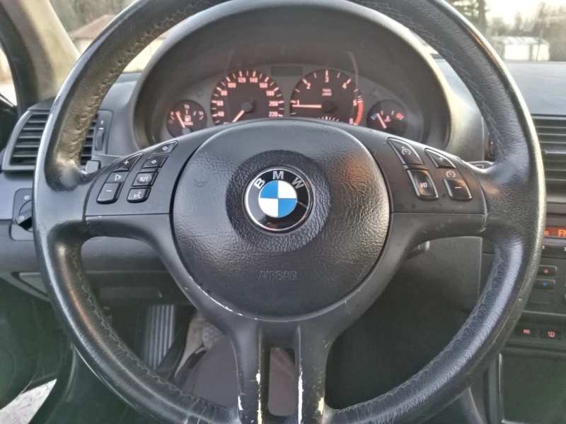 BMW 318 2.0TDI FACELIFT, снимка 13 - Автомобили и джипове - 40125302