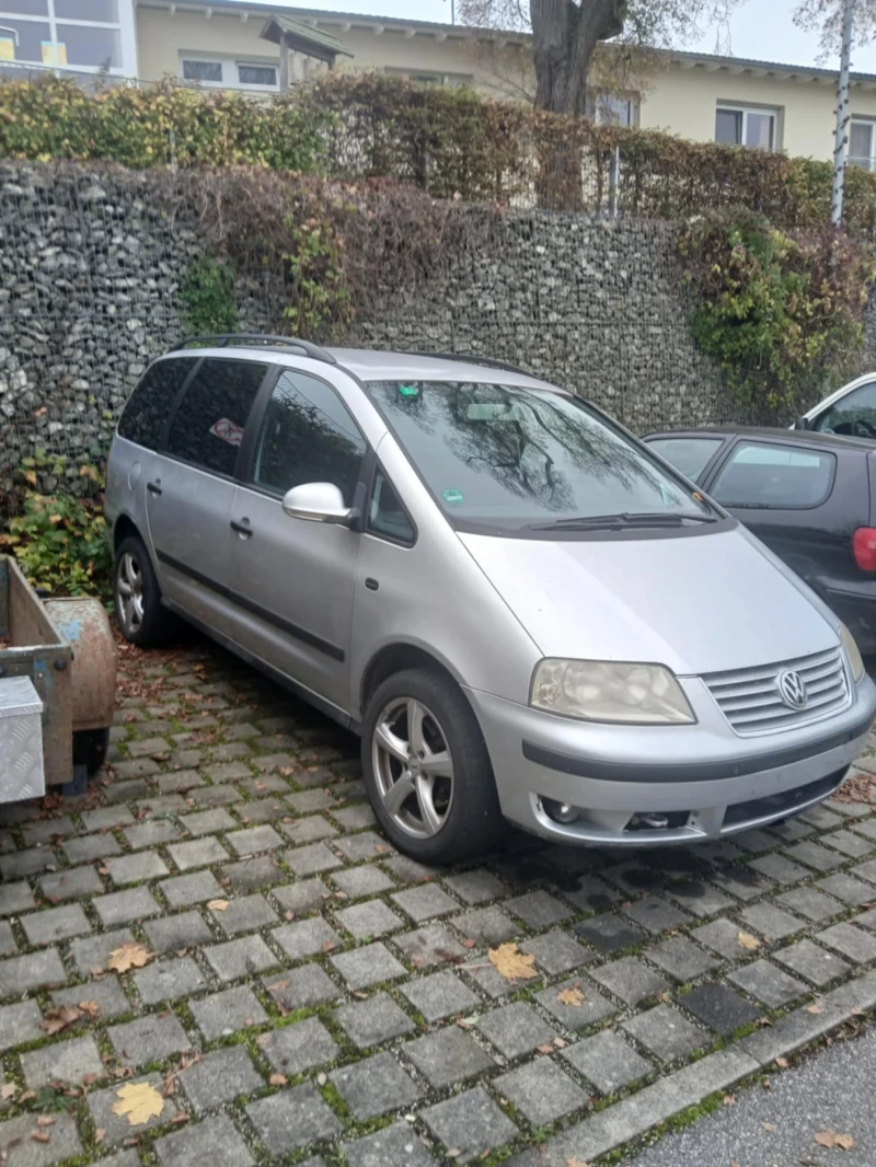 VW Sharan 1.9 131кс, снимка 2 - Автомобили и джипове - 48340025