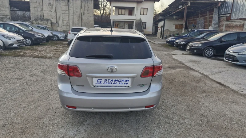 Toyota Avensis 2.2d 150hp avtomatik, снимка 8 - Автомобили и джипове - 48381372