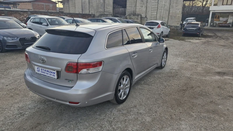 Toyota Avensis 2.2d 150hp avtomatik, снимка 6 - Автомобили и джипове - 48381372