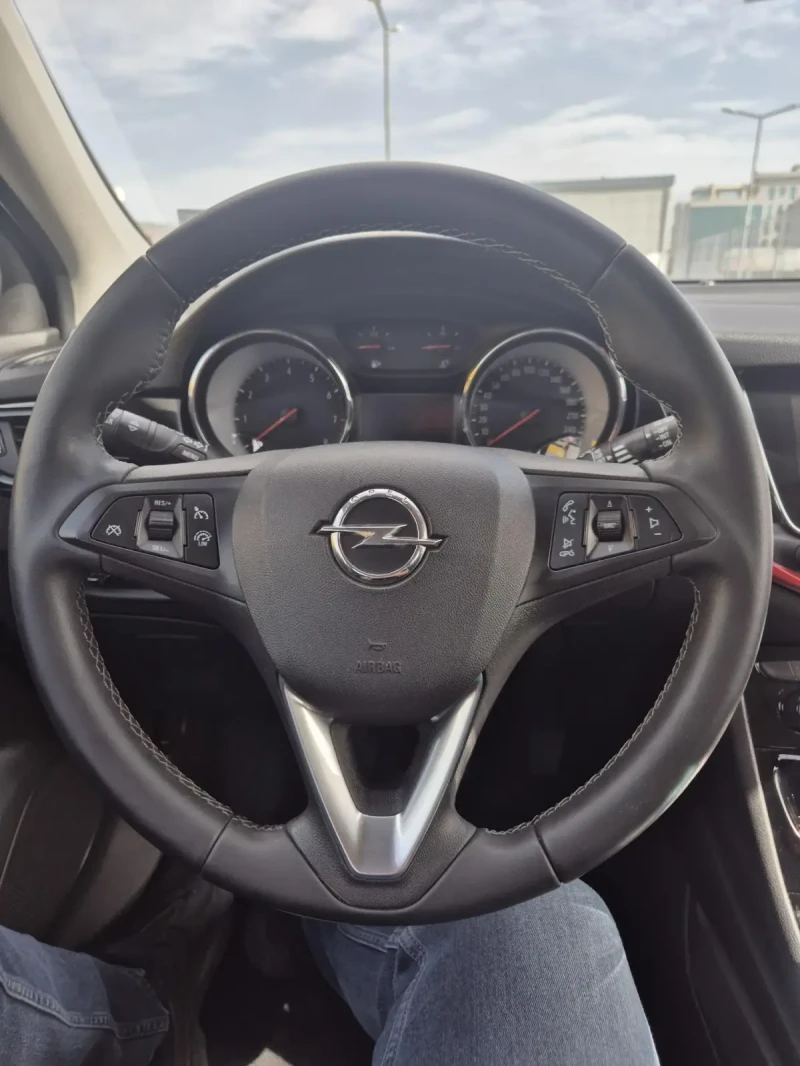 Opel Astra Комби, снимка 5 - Автомобили и джипове - 49575161