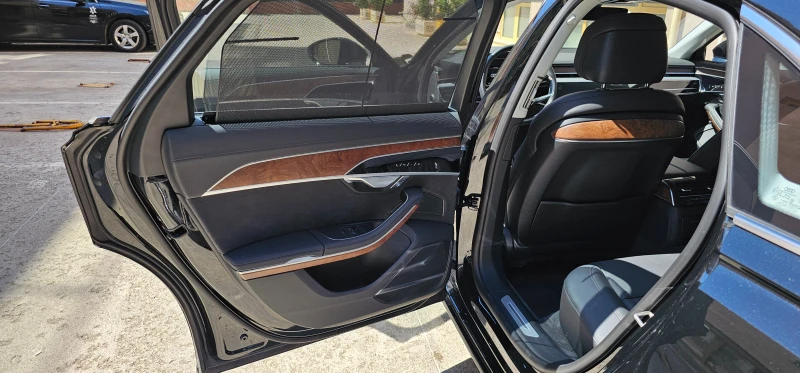 Audi A8 55 TFSI ГАРАНЦИЯ 1300лв на месец, снимка 8 - Автомобили и джипове - 52561375